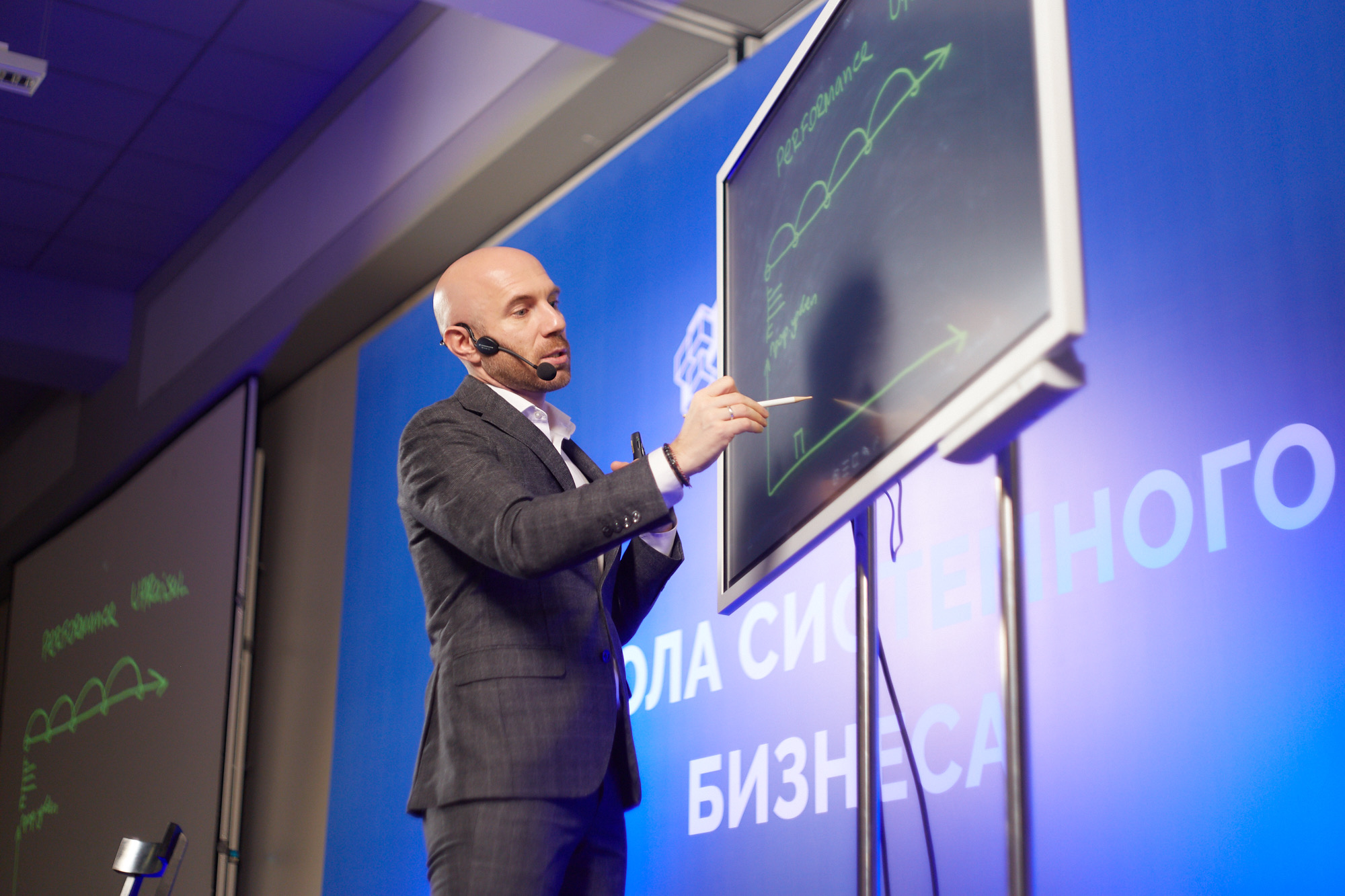 Кирило Куницький — навчальні програми